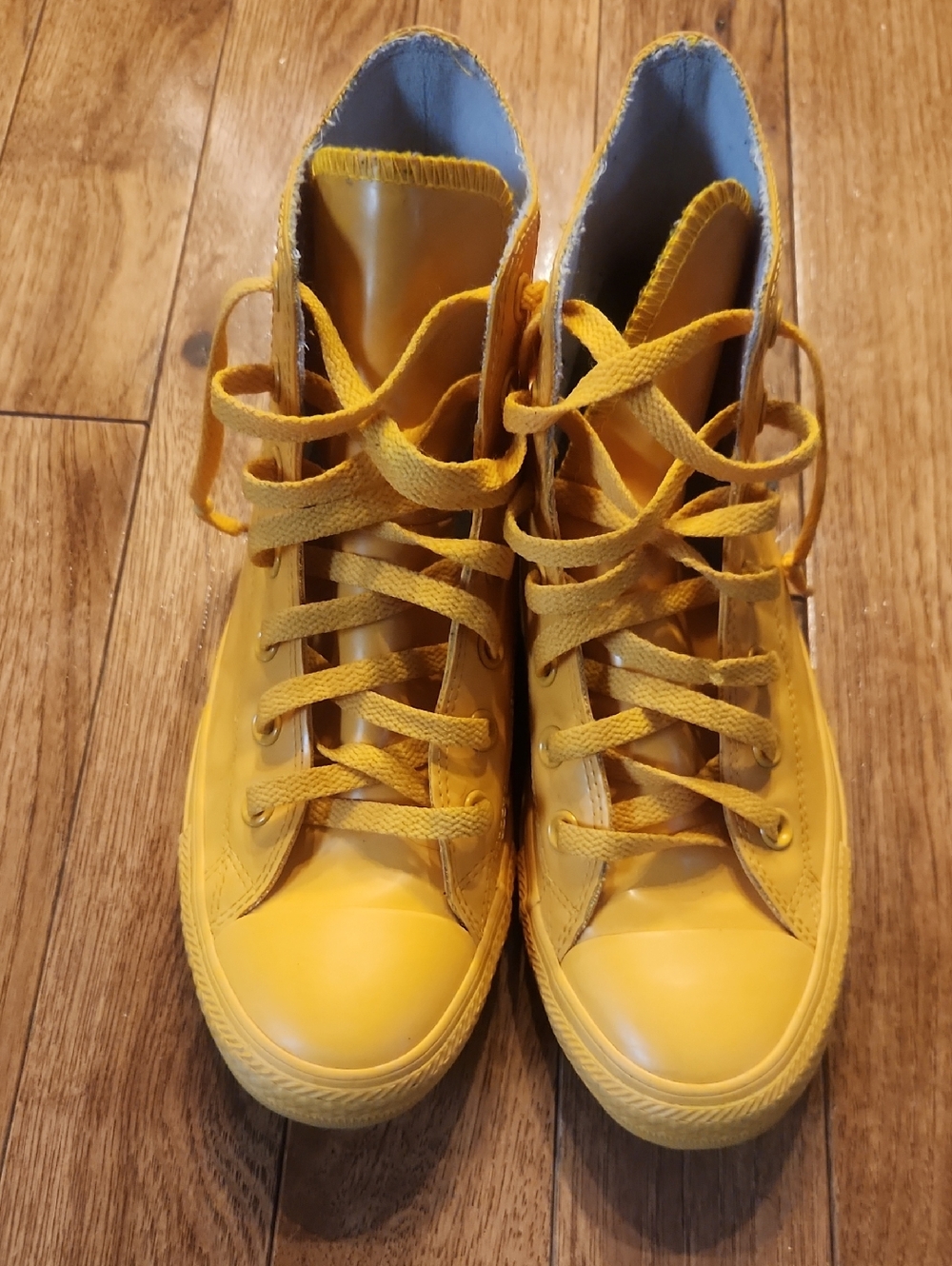 Converse Yellow High-Top Sneakers Women Size 8 Men 6